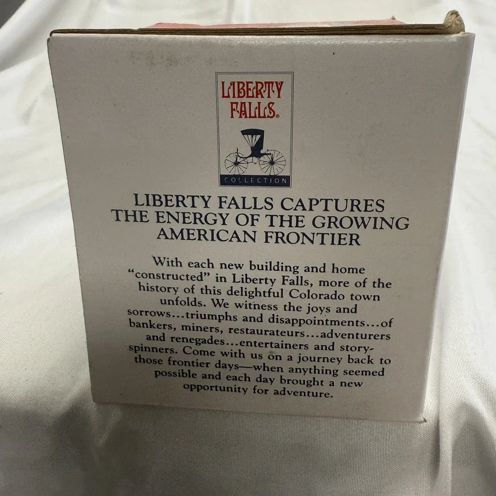 Liberty Falls Mountain View Church AH160 NEW Box‎ Christmas Village 1998